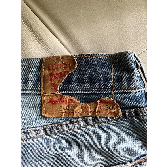Levi's Vintage Midrise Jeans - Size 28x30 - Picture 5 of 5